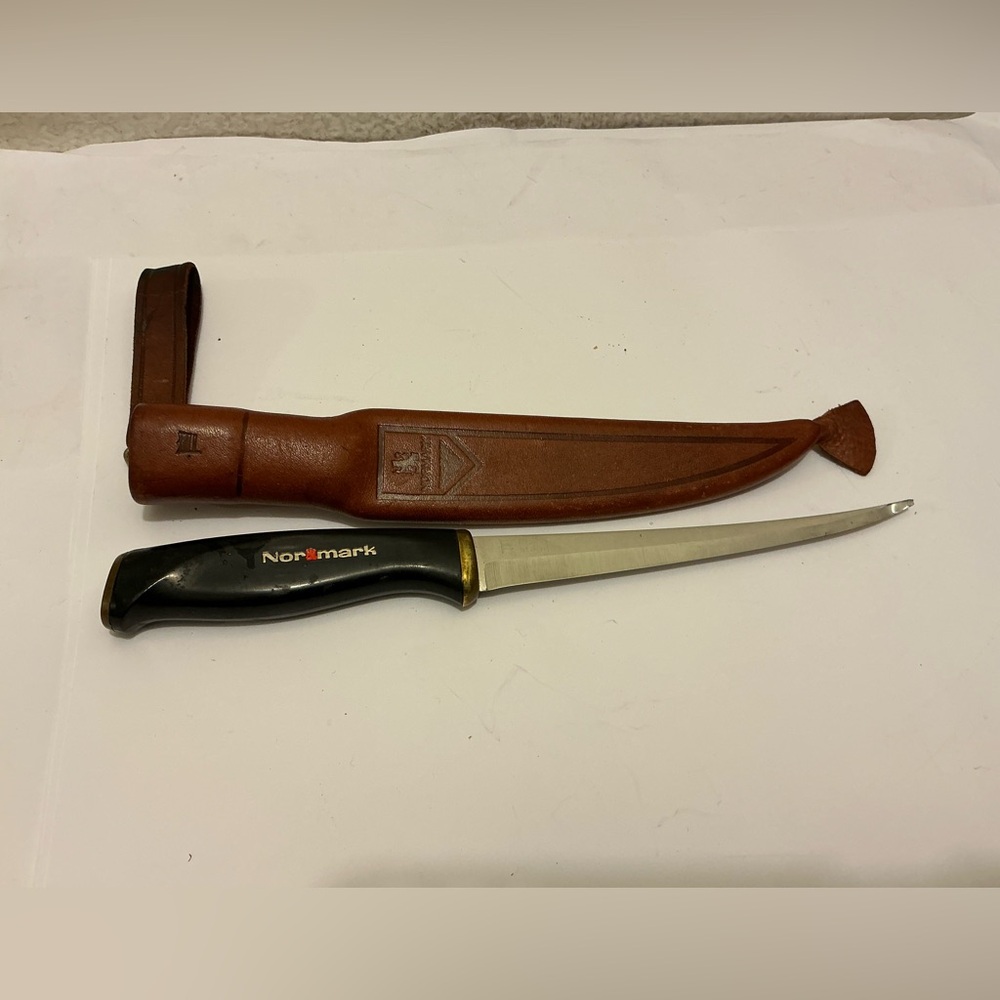 Vintage  NORMARK FISKARS FINLAND Fillet Boning Knife & Leather Sheath